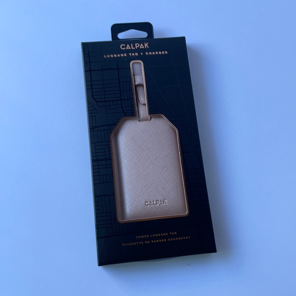 Calpak luggage tag + charger